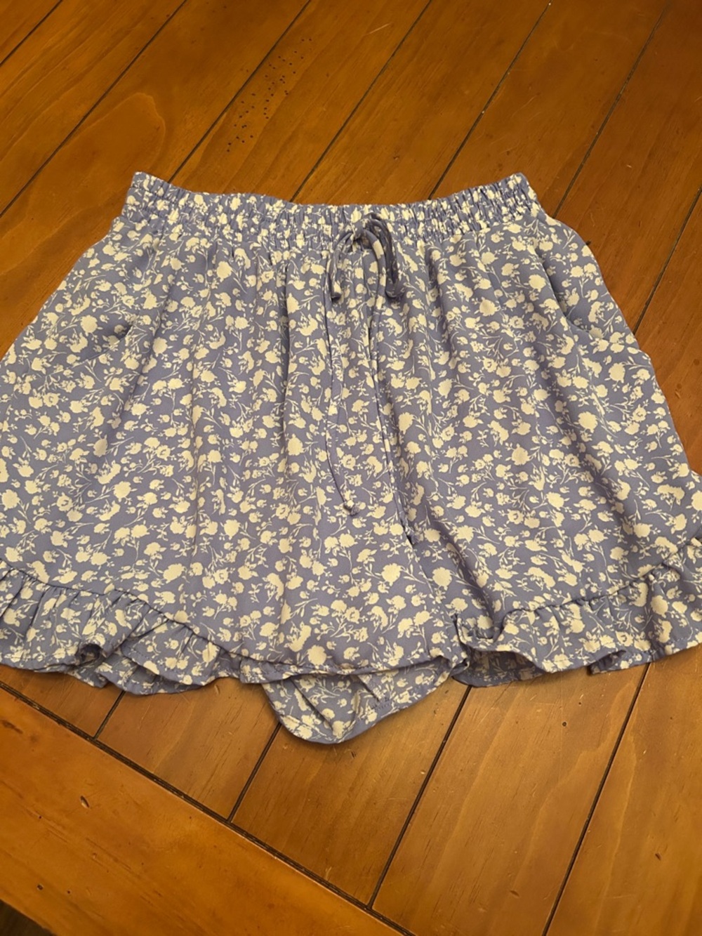 Sienna Skies Floral Skort Size Medium Flowy Summer Shorts Skirt